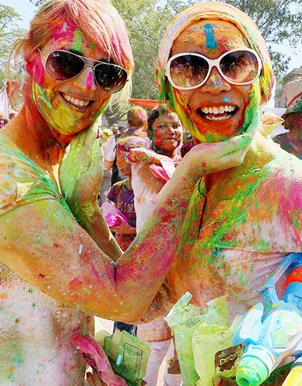 tourist holi celebratioin in jaipur