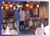 Palace On Wheel Tour